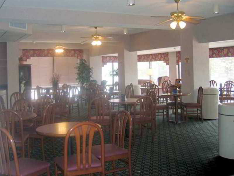 哈里森堡大学希尔顿恒庭酒店 餐厅 照片